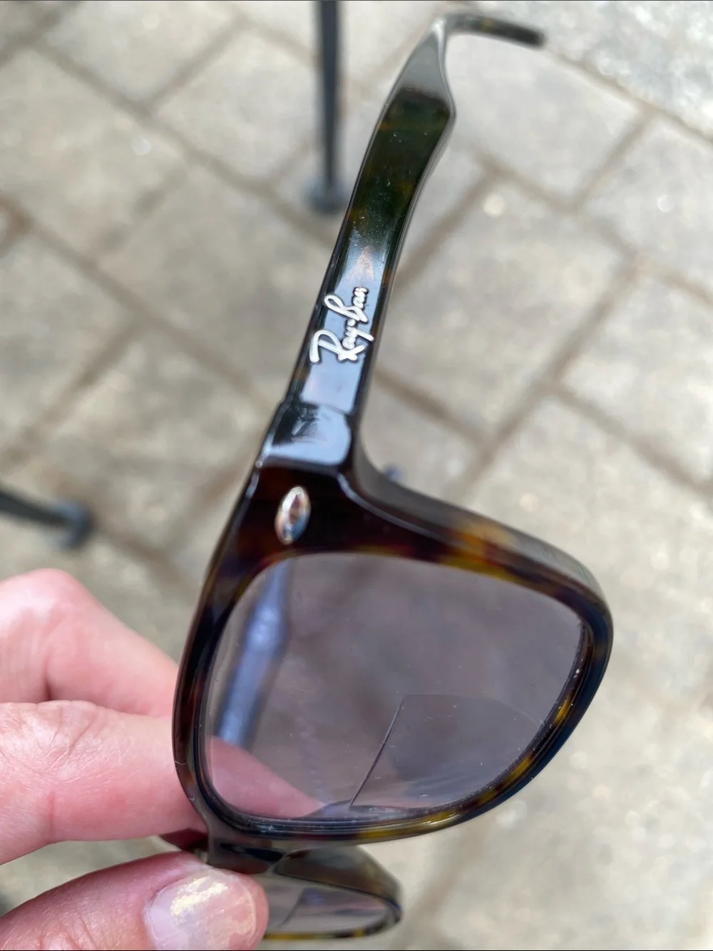 Preowned RayBan  men’s frame excellent